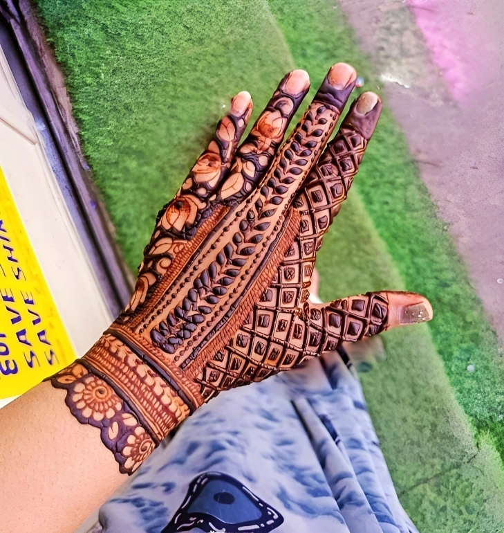 Awesome Back hand Mehndi  Design