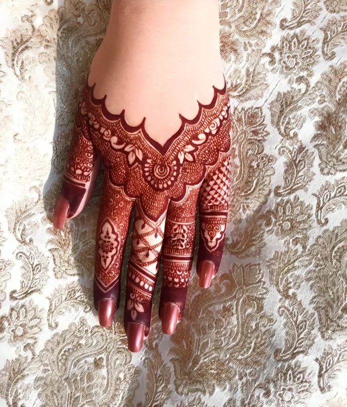 Bridal Pakistani Mehndi Design